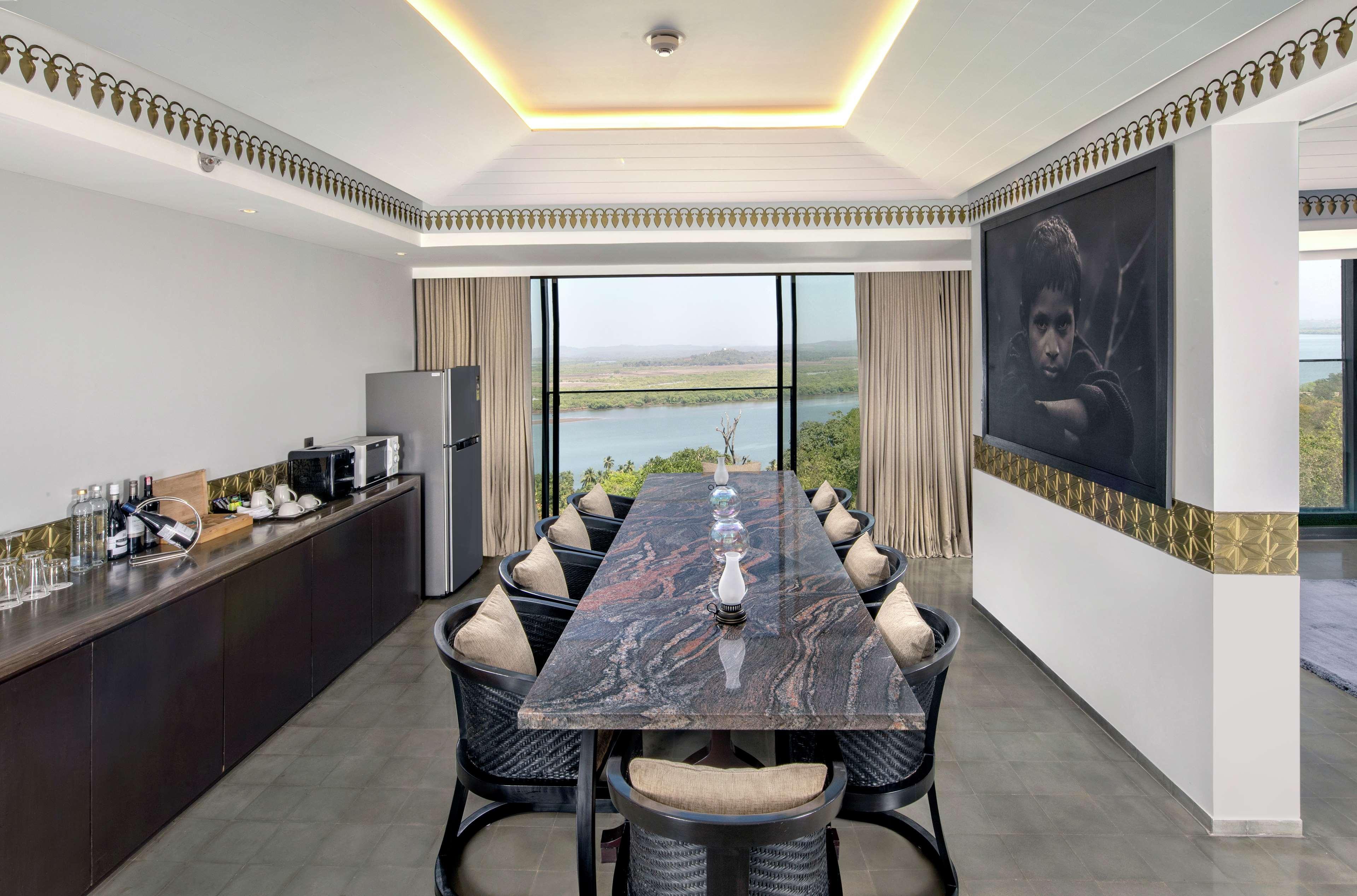 Hotel Doubletree By Hilton Goa - Panaji Exterior foto