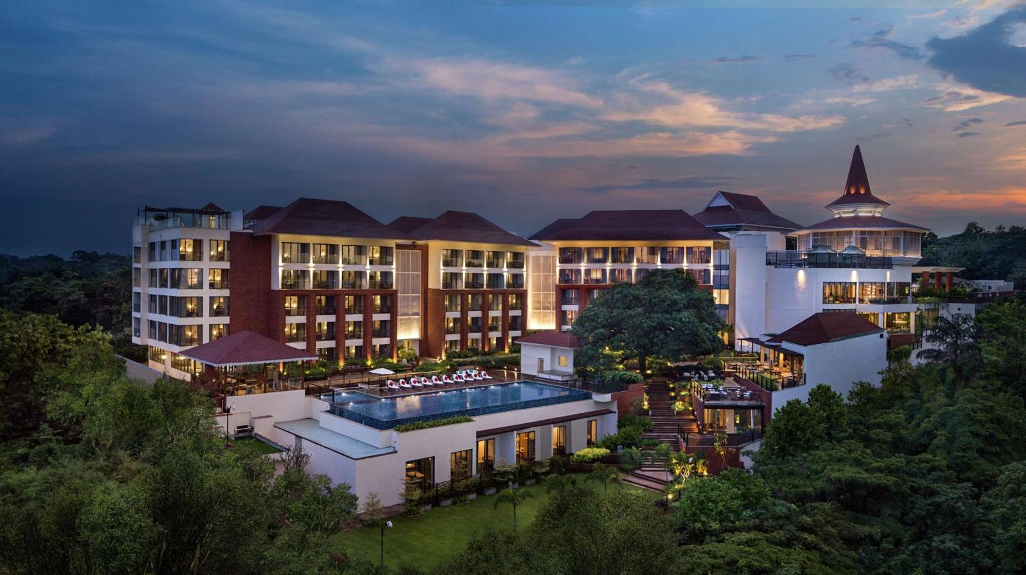 Hotel Doubletree By Hilton Goa - Panaji Exterior foto